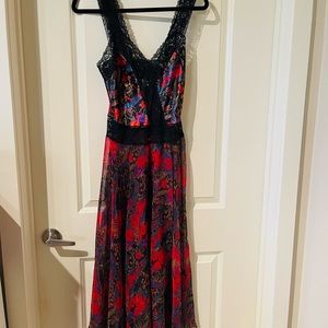 Stunning vintage Victoria Secret nightgown / slip lace sheer floral sz M